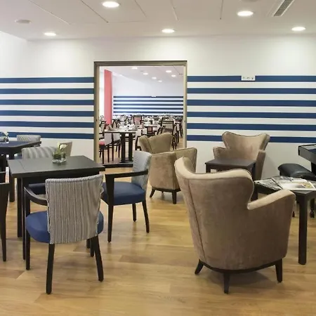 בית נופש Le Ruban D'azur *